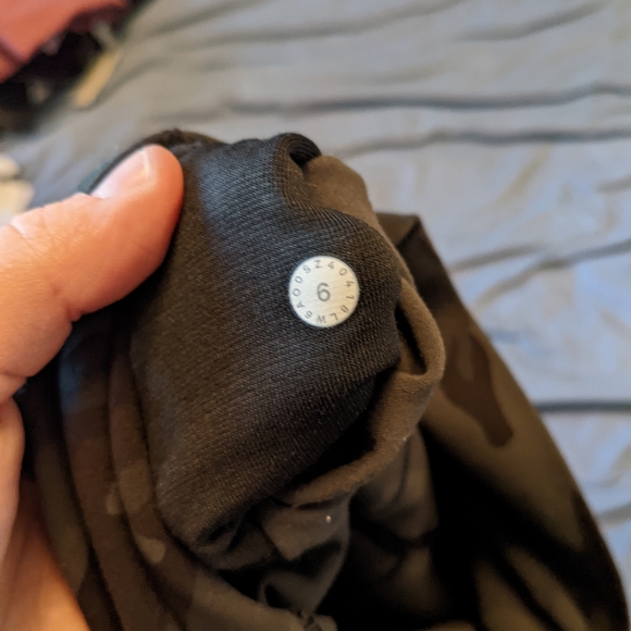 Lululemon Align Camo - Picture 3 of 3